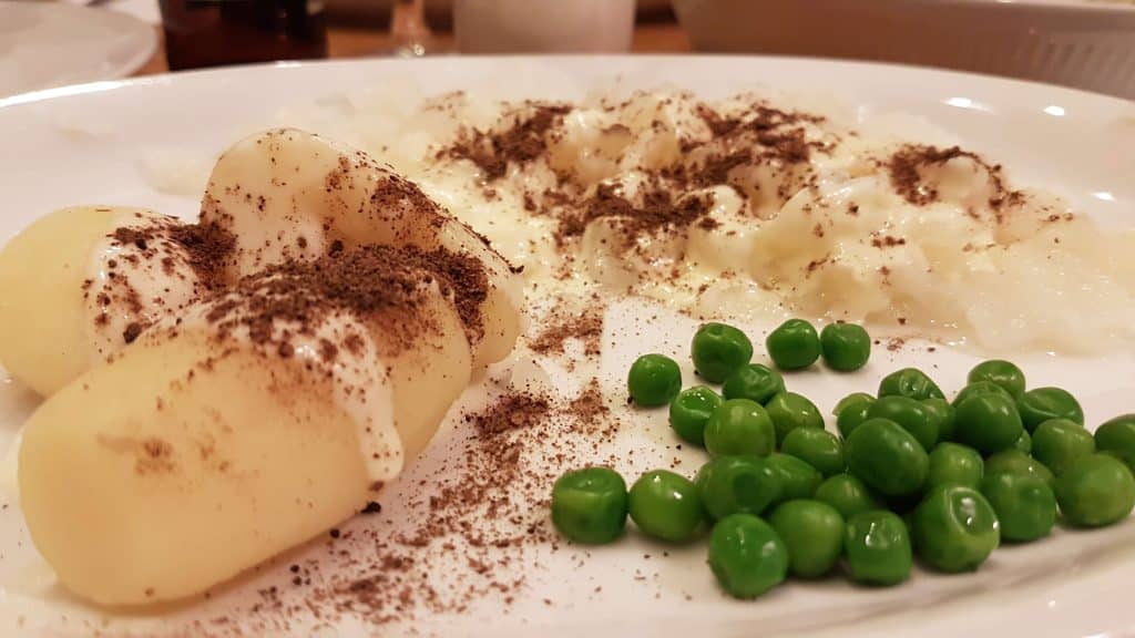 Lutfisk med vitsås, Melanders, Stockholm.